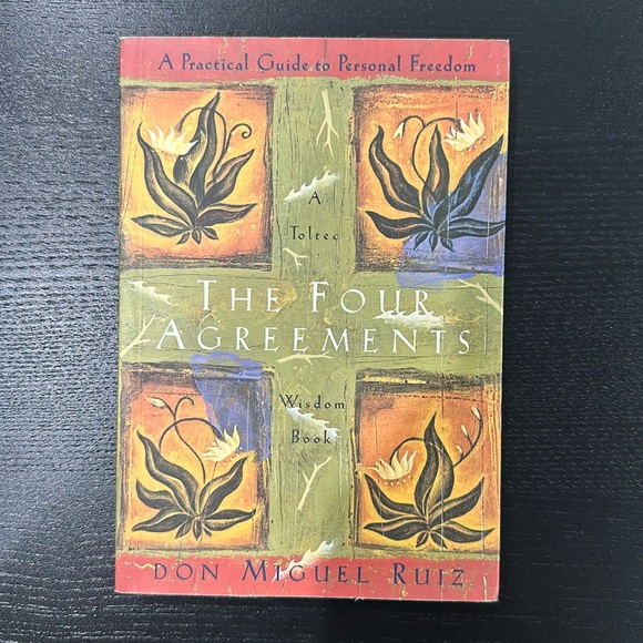 The Four Agreements : A Practical Guide to Personal Freedom Book by Don M. Ruiz - Picture 1 of 4
